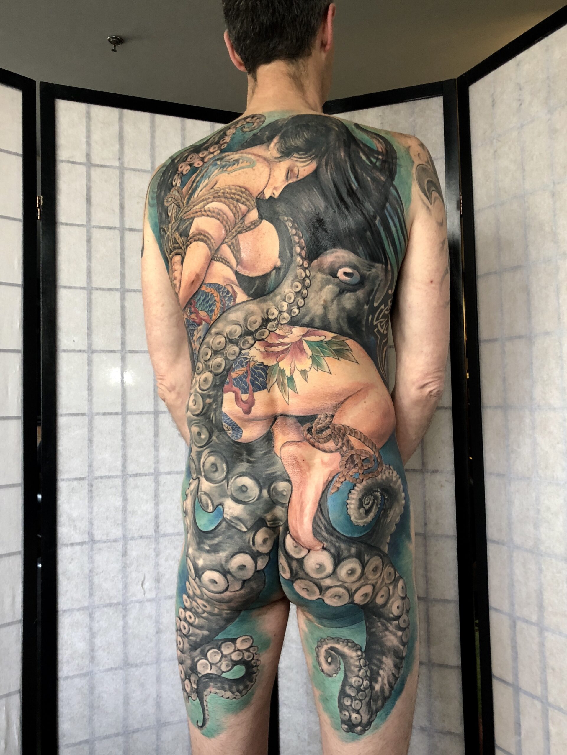 zhuo dan ting tattoo work 卓丹婷纹身作品 full back geisha tattoo 2